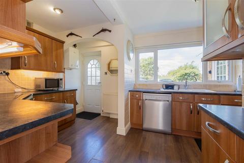 3 bedroom end of terrace house for sale, Buffins, Taplow, Maidenhead