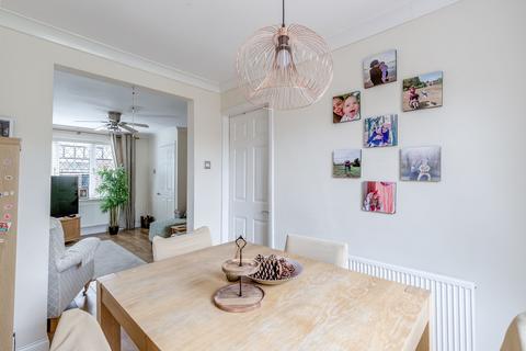 9 Barbrook Close, Standish, Wigan, WN6 0SX