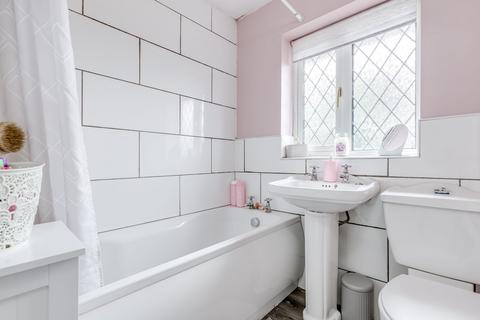 9 Barbrook Close, Standish, Wigan, WN6 0SX