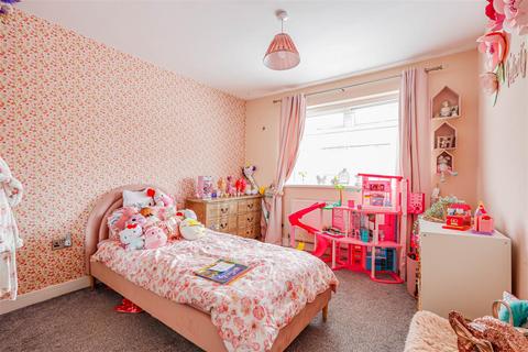 6 Crossways Street, Barry, CF63 4PQ