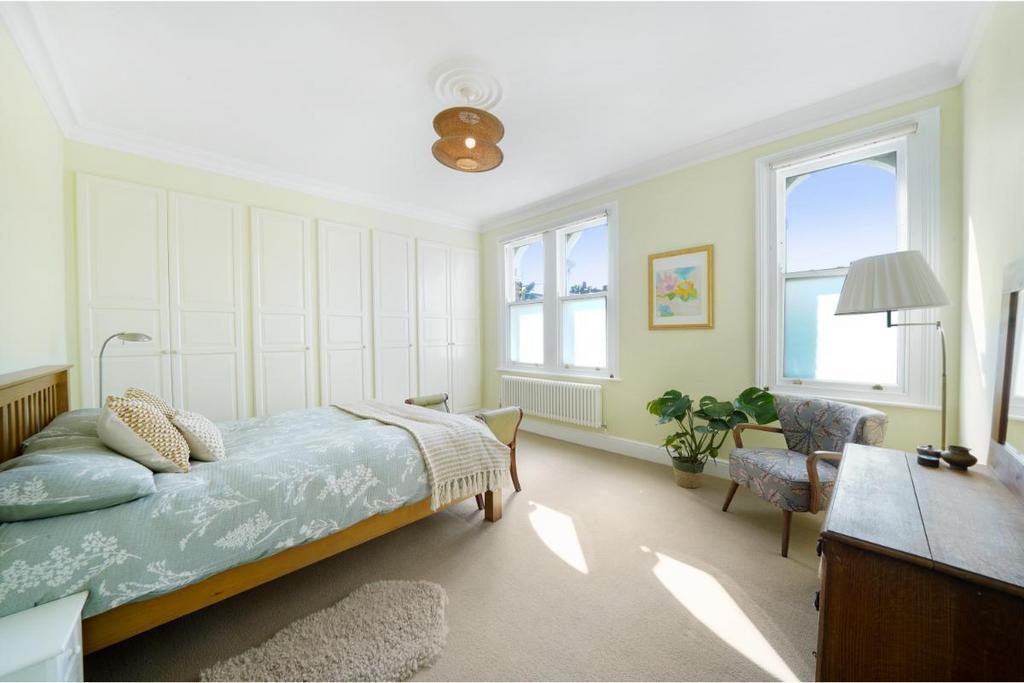 Barry Road - PAo5 Fq Rck NYFGg9 Gt Dm W.jpg