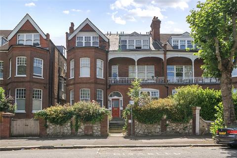 Queens Avenue, London, N10