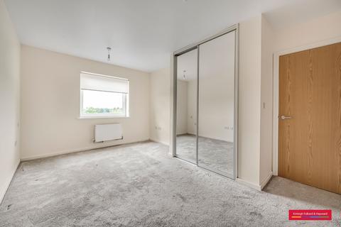 2 bedroom flat to rent, Thirleby Road, London, NW7