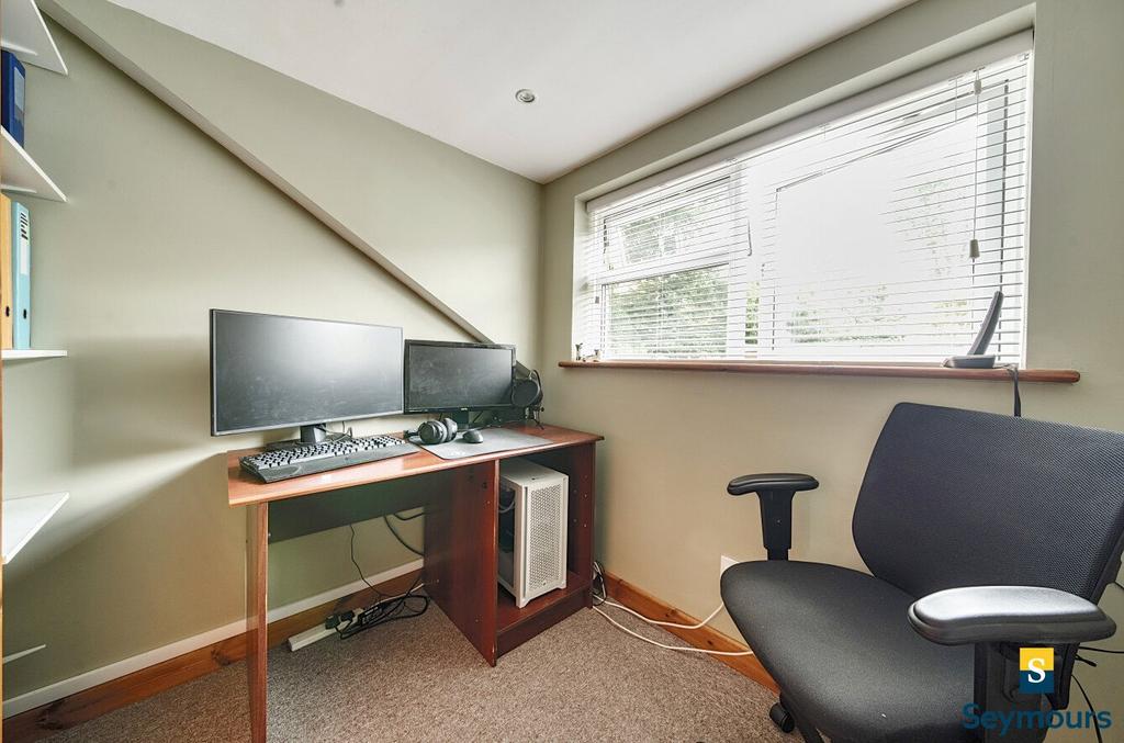 Bedroom 4/Office