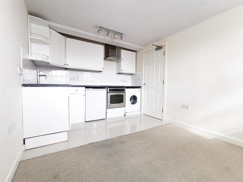 Kitchen and Lounge