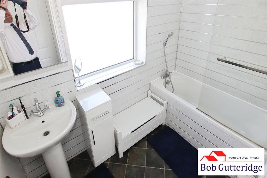 First floor family bathroom