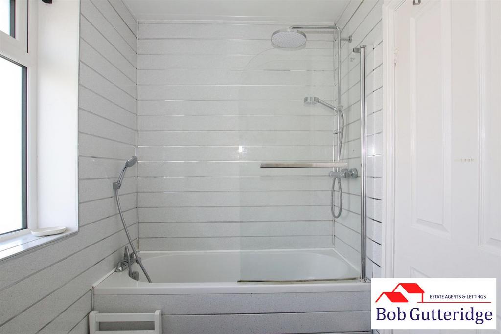 First floor family bathroom