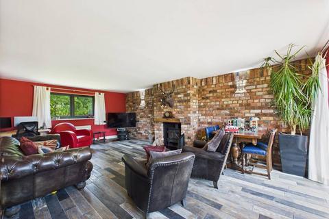 undefined, Cliffe Road, North Newbald, YO43 4SR