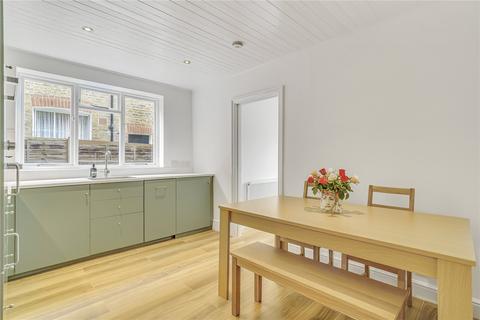 214 Wandsworth Bridge Road, London, SW6 2UE