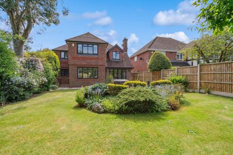 5 bedroom detached house for sale, Denham Walk, Chalfont St. Peter, Gerrards Cross
