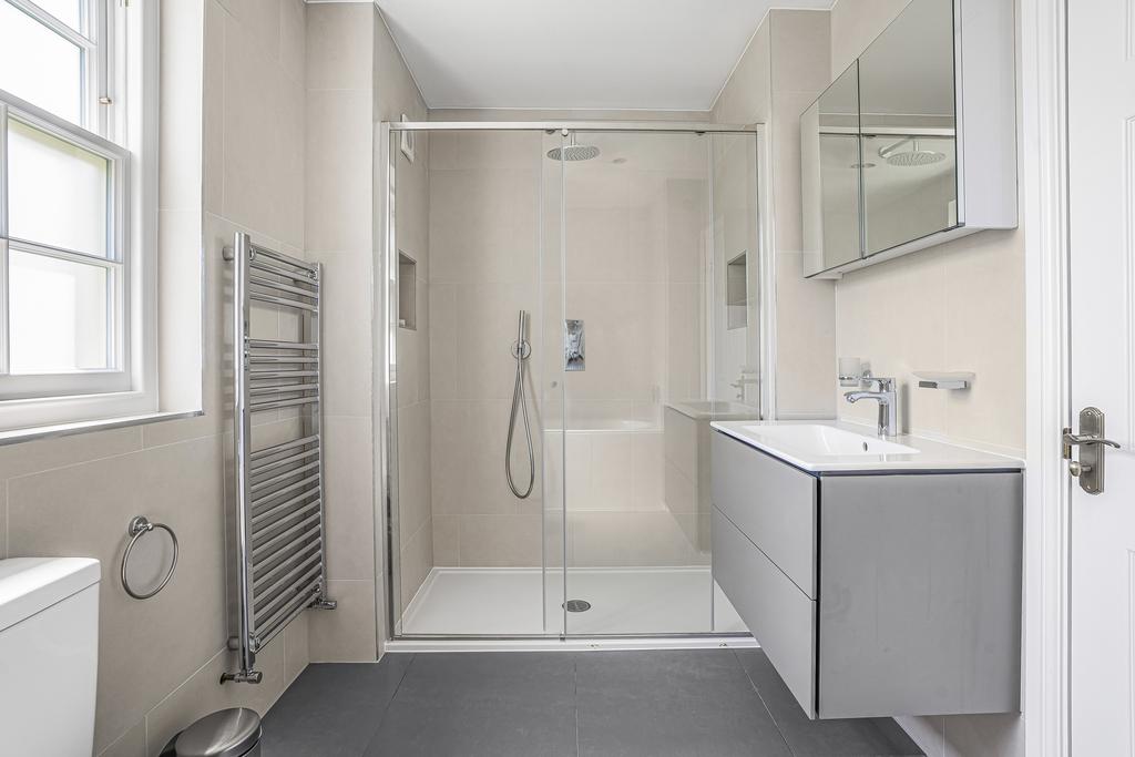 Ensuite