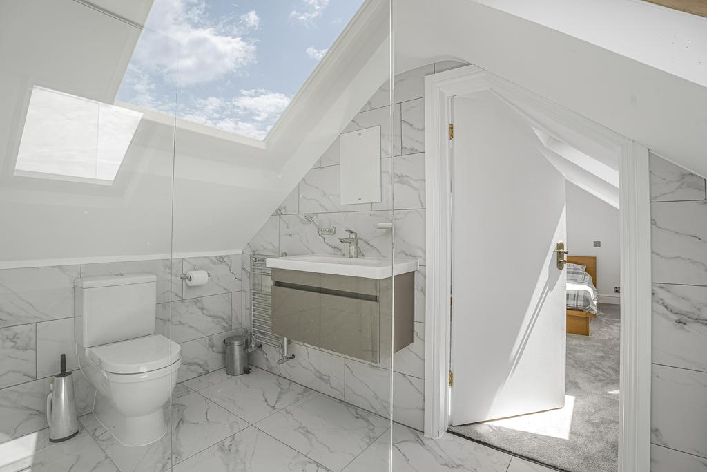 Ensuite