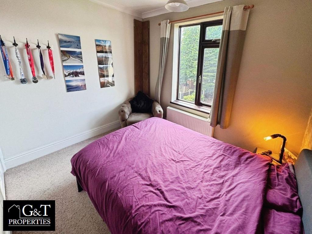 Second bedroom