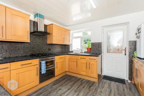 4 bedroom townhouse for sale, Gilnow Gardens, Bolton, Greater Manchester, BL1 4LG