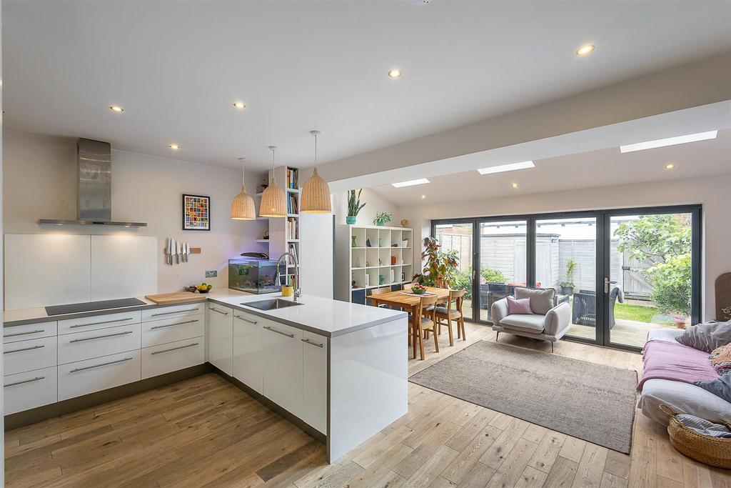 Open Plan Kitchen Diner & Family Room