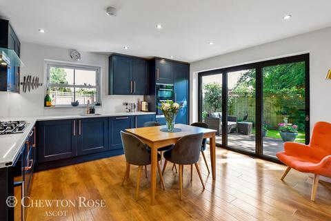 undefined, Beechwood Close, ASCOT