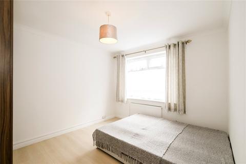 undefined, Grantham Gardens, Chadwell Heath RM6