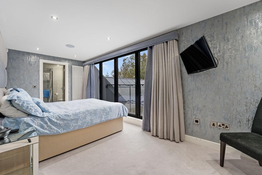 Bedroom 4