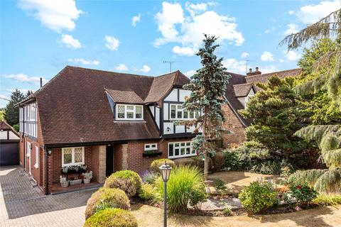4 bedroom detached house for sale, Tysea Hill, Stapleford Abbotts, Romford, Essex, RM4