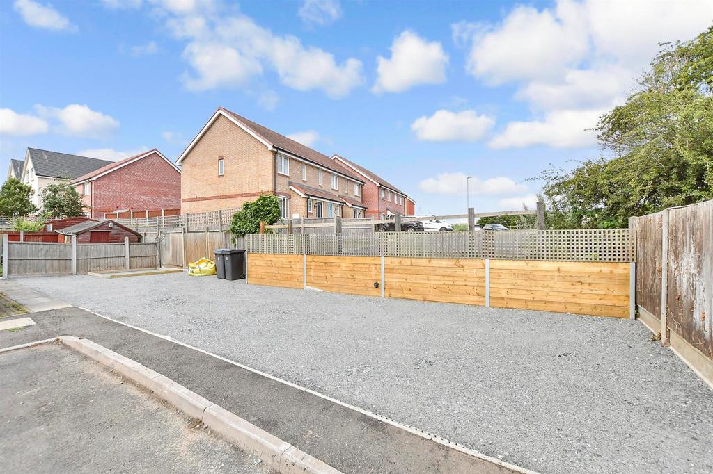 Driveway/Parking