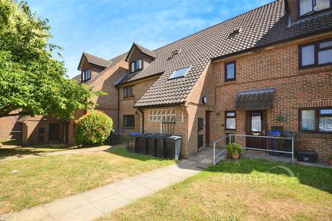 2 bedroom flat to rent, Coulson Way, Burnham, Slough, SL1