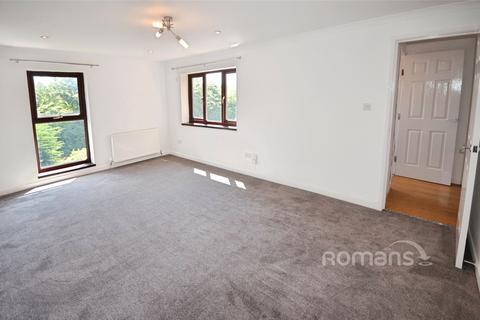 2 bedroom flat to rent, Coulson Way, Burnham, Slough, SL1