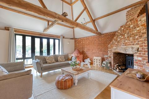 4 bedroom semi-detached house for sale, Chain Free in South Walsham