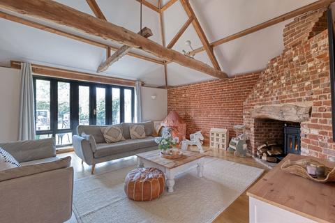 undefined, Charming Four Bedroom Barn in South Walsham
