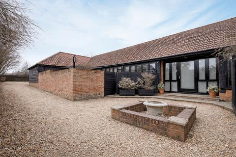undefined, Charming Four Bedroom Barn in South Walsham