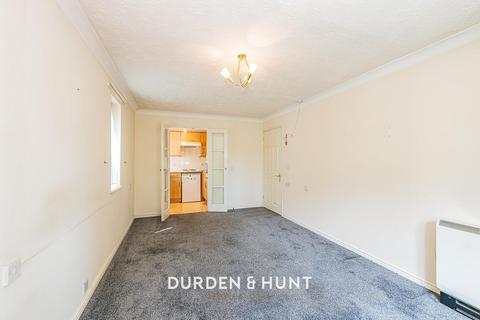 1 bedroom retirement property for sale, Morland Road, Ilford IG1