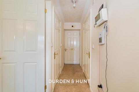 1 bedroom retirement property for sale, Morland Road, Ilford IG1