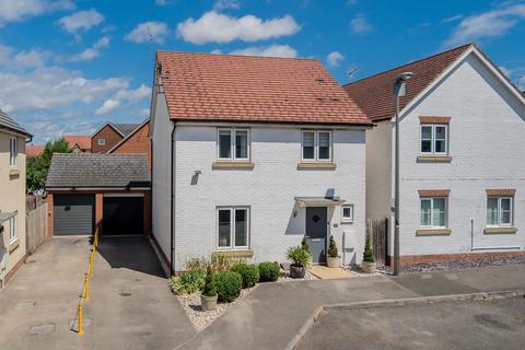 3 bedroom detached house for sale, Tiree Court Newton Leys, Milton Keynes, MK3