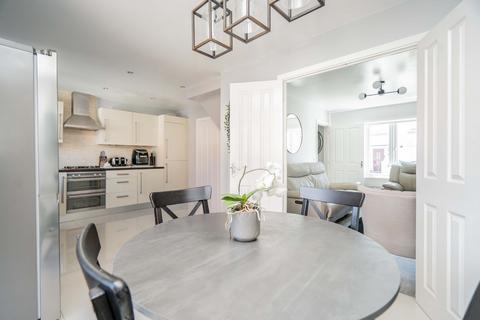 3 bedroom detached house for sale, Tiree Court Newton Leys, Milton Keynes, MK3