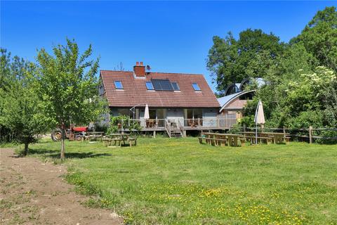 undefined, Staplecross, Robertsbridge, East Sussex, TN32