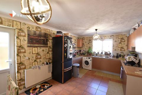 4 bedroom detached house for sale, Agincourt Mews, Agincourt Road, Clacton-on-Sea