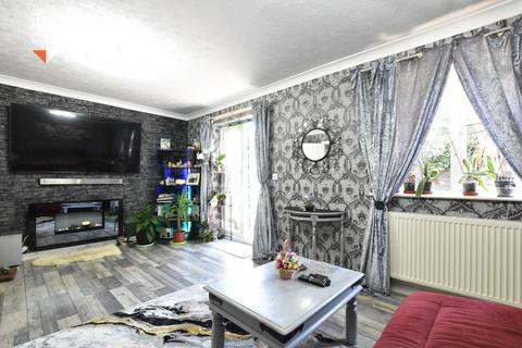 4 bedroom detached house for sale, Agincourt Mews, Agincourt Road, Clacton-on-Sea