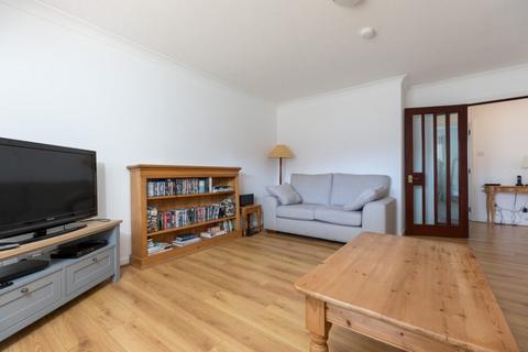 20 Canberra Court Braidpark Drive, Giffnock, Glasgow, G46 6NS