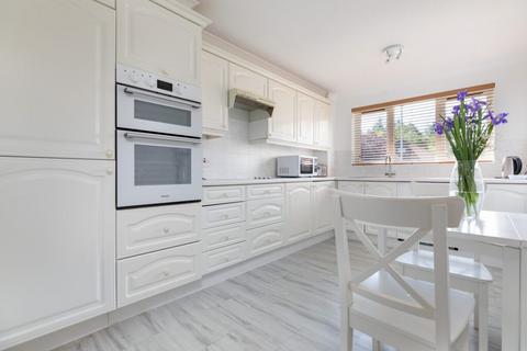 20 Canberra Court Braidpark Drive, Giffnock, Glasgow, G46 6NS