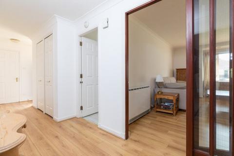 20 Canberra Court Braidpark Drive, Giffnock, Glasgow, G46 6NS