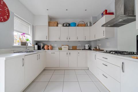 3 bedroom terraced house for sale, Stopher Walk, Winchester, SO22