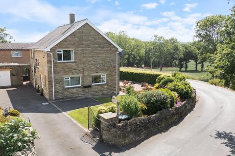 4 bedroom detached house for sale, New Lane, Skelmanthorpe, HD8 9EH