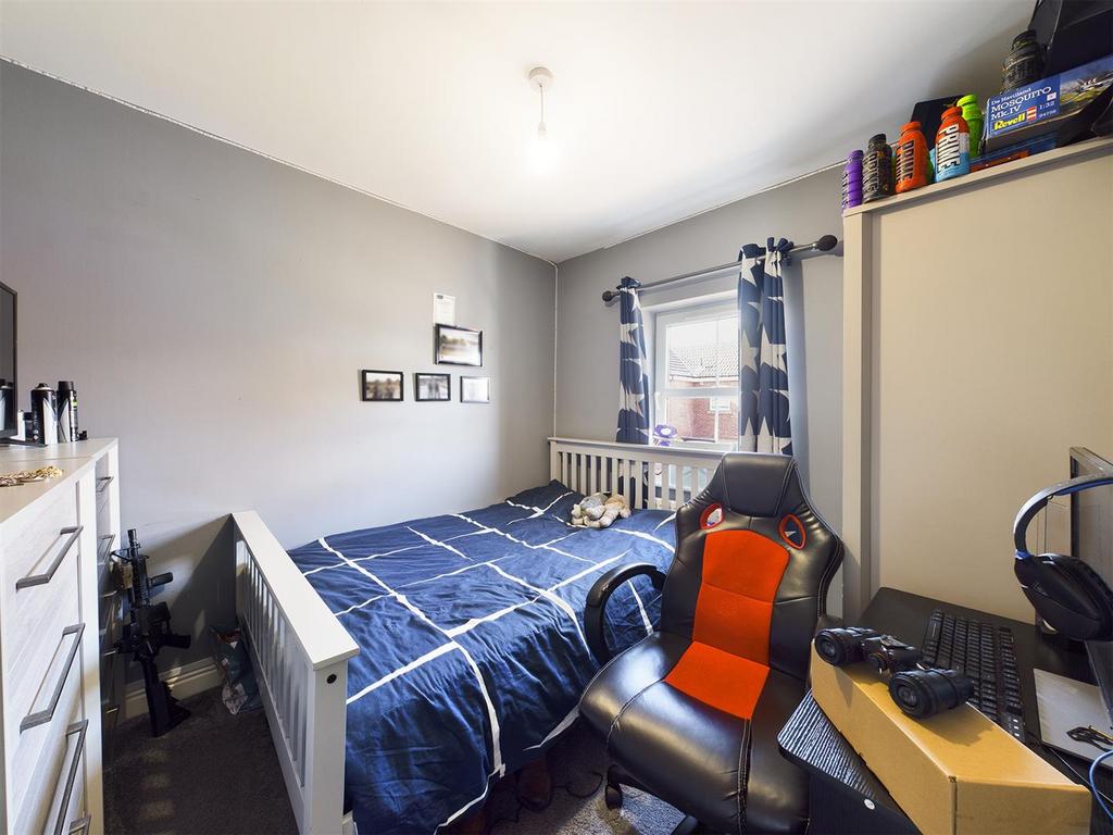 Bedroom:
