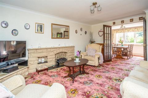 3 bedroom detached house for sale, 2 Aldwyck Drive, Castlecroft, Wolverhampton, WV3 8NE