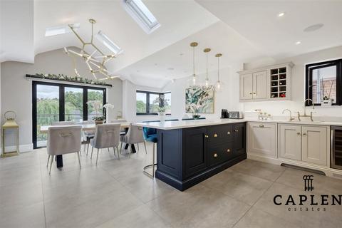 5 bedroom detached house for sale, Scotland Road, Buckhurst Hill