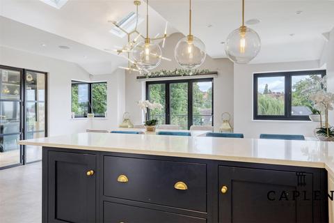 5 bedroom detached house for sale, Scotland Road, Buckhurst Hill