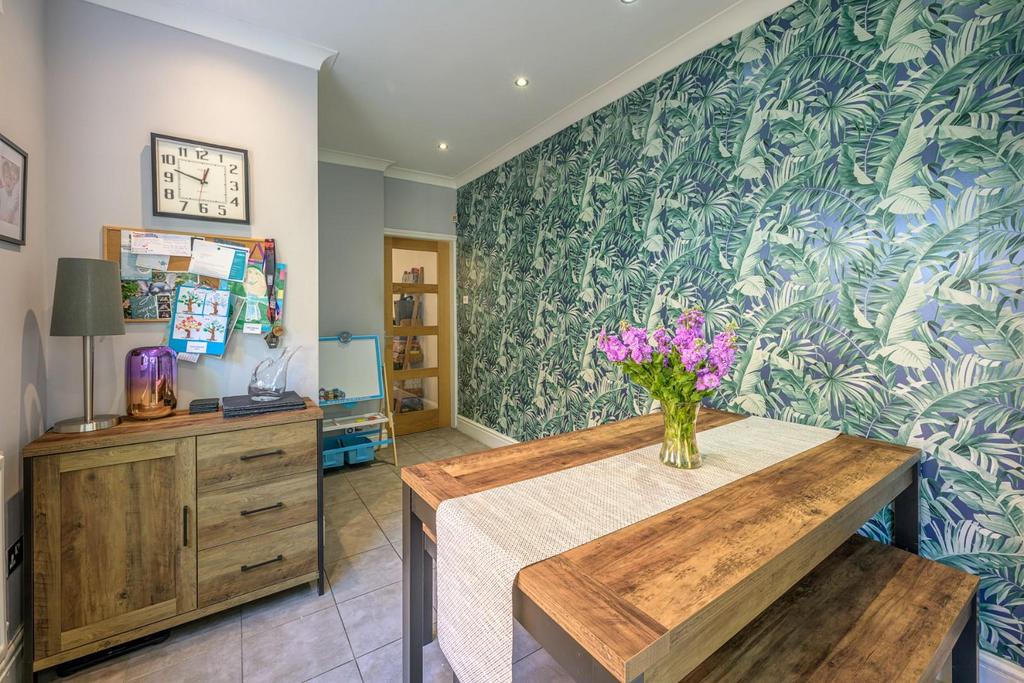 Kitchen Dining Room 2