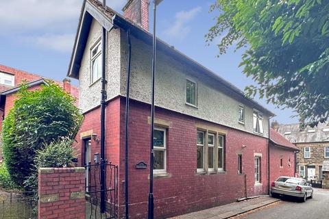 Redlands Cottage Billams Hill, Otley, LS21 2DZ
