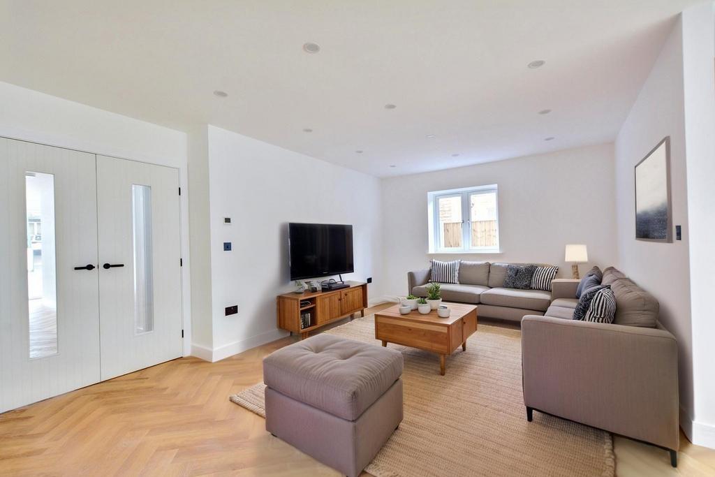 Openned-Planned-Kitchen-Living 2 - 8.jpeg