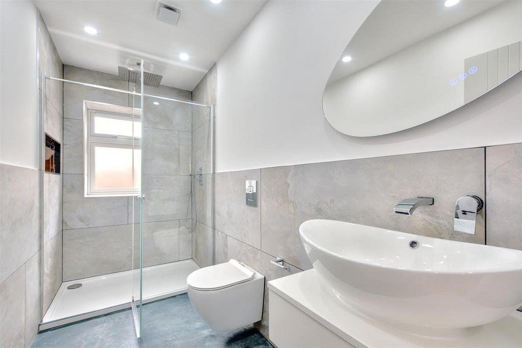 Shower Room 2.jpeg