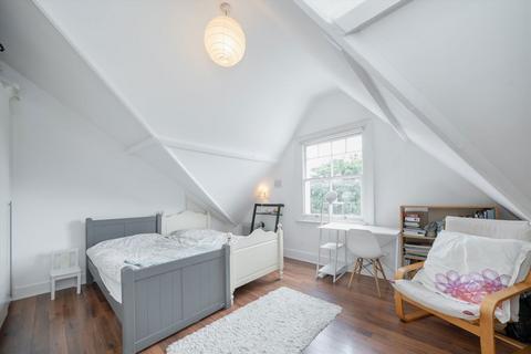 2 bedroom flat for sale, Belsize Lane, London NW3